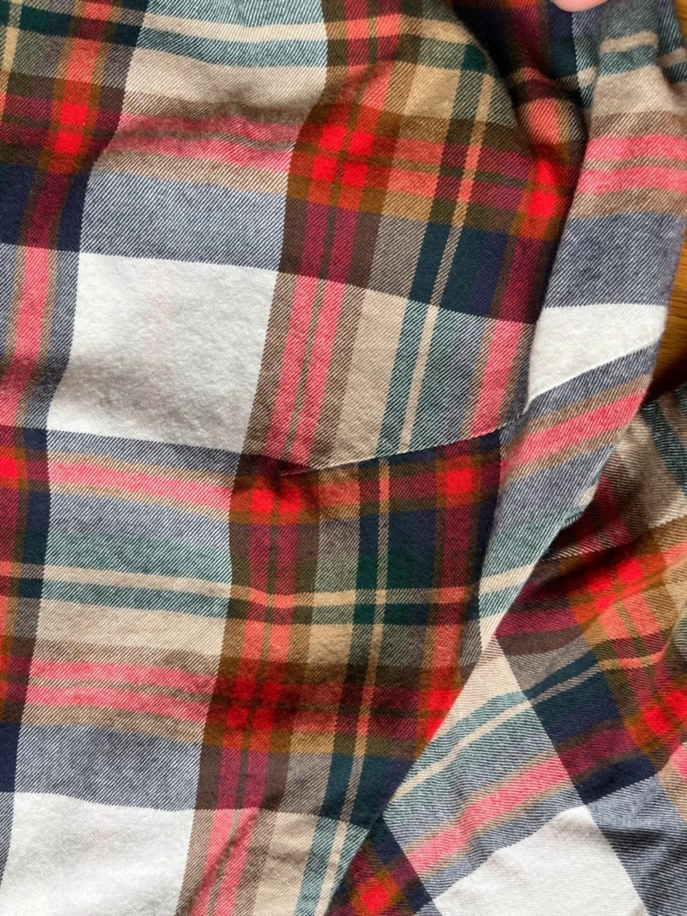 J. Crew women’s plaid shirt tartan white red preppy M normcore cabincore soft!